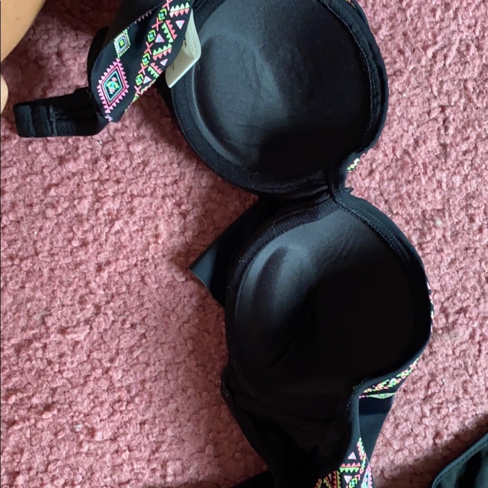 Bathing suit - Picture 2 of 5